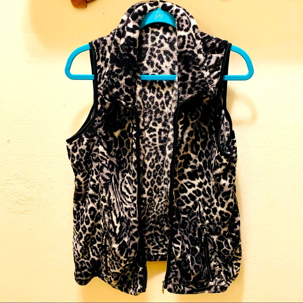 Leopard Print Vest Large